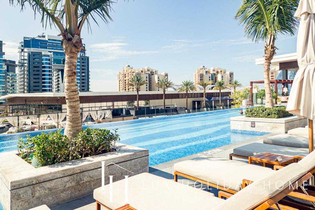 Lux Iconic Views At The Palm Tower Suite 2 Dubaj Zewnętrze zdjęcie